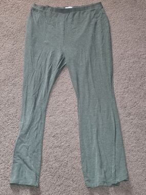 Colsie Olive Green Ribbed Leggings